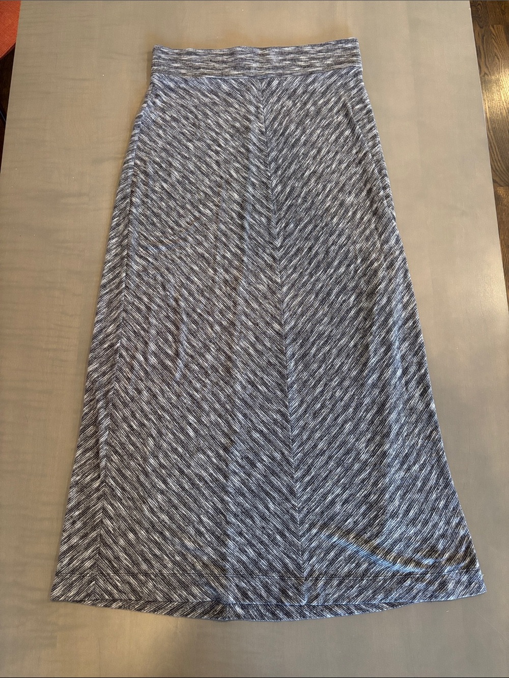 Lou & Grey Gray Marled Maxi Skirt